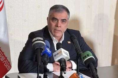 Bộ trưởng dầu mỏ Iran bất ngờ từ chức