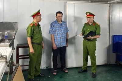 Khởi tố 4 bị can trong vụ sản xuất hàng triệu sản phẩm viên sủi giả