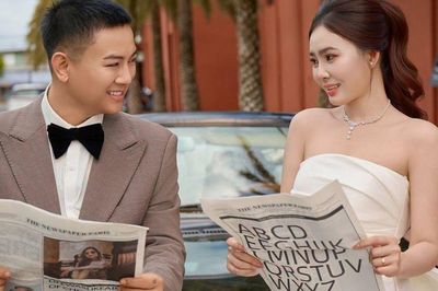 Ngọc Trinh đeo vàng 'đỏ tay' trong đám cưới