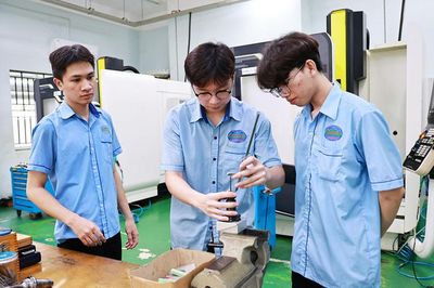 9 trường cao đẳng, trung cấp được chuyển từ bộ về địa phương quản lý