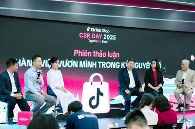 Hỗ trợ 15 tỉnh, thành phố phát triển mô hình 'Xã, phường thương mại điện tử'