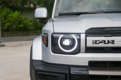 Trải nghiệm nhanh iCaur V27 - kỳ vọng gì ở SUV tiền tỷ Trung Quốc?