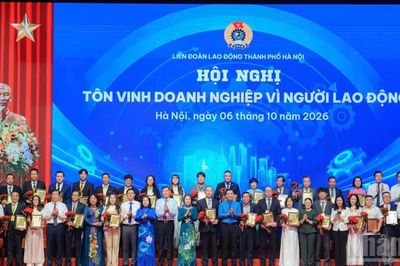 Tôn vinh 60 'Doanh nghiệp vì người lao động', 'Công nhân lao động Thủ đô tiêu biểu' năm 2026
