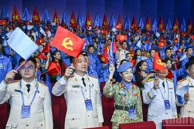 70 thanh niên tiêu biểu đầu tiên nhận Giải thưởng Nguyễn Chí Thanh