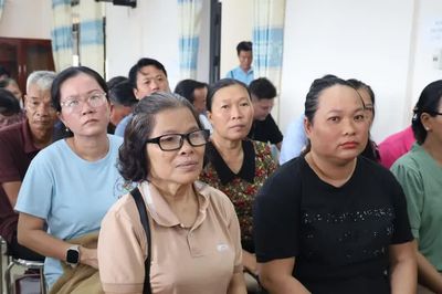 Cử tri kiến nghị siết chặt quản lý kinh doanh thực phẩm online