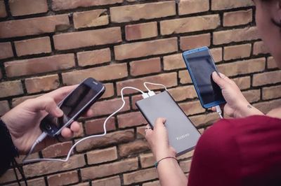 Sạc dự phòng dùng được bao lâu trước khi chai pin?