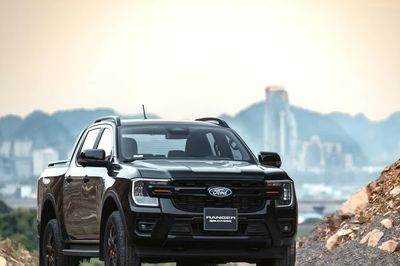 Ford Ranger 2026 tăng giá bán lẻ niêm yết