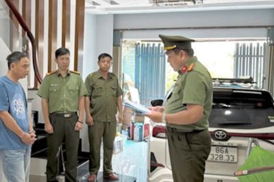 Đồng Tháp triệt phá đường dây mua bán hóa đơn 'khủng' với hàng trăm công ty ma