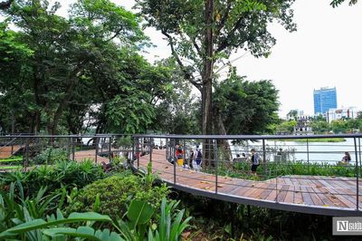 'Dải lụa ký ức' uốn lượn bên Hồ Gươm