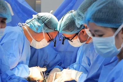 Cuộc chạy đua xuyên ba miền đưa những món quà sự sống đến người bệnh