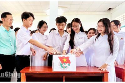 Góp một ly trà đá, tiếp sức bạn đến trường