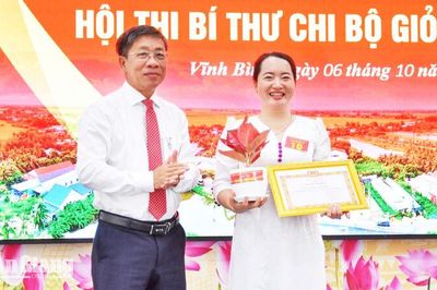 15 Bí thư chi bộ tranh tài, ấp Hòa Thạnh đoạt giải nhất