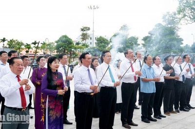 Tri ân anh hùng liệt sĩ, người có công tại An Giang