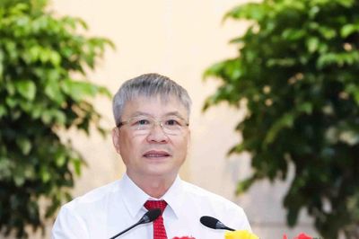 Khai mạc kỳ họp chuyên đề HĐND thành phố Đà Nẵng: Xem xét, quyết nghị nhiều chính sách cấp thiết thúc đẩy tăng trưởng