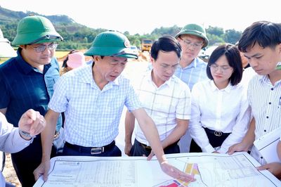 Chủ tịch UBND tỉnh Lê Văn Lương kiểm tra một số dự án trọng điểm
