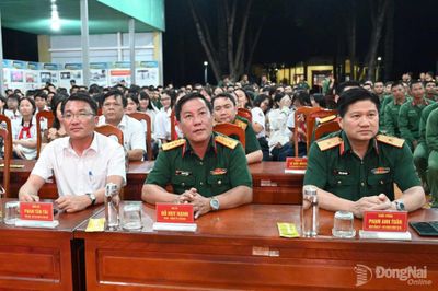 Quân khu 7 tuyên truyền pháp luật kết hợp nhiều hoạt động văn hóa ý nghĩa