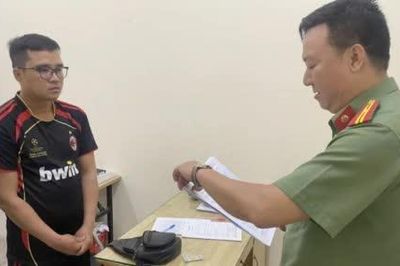 Triệt phá đường dây lập công ty 'ma' để mua bán hóa đơn