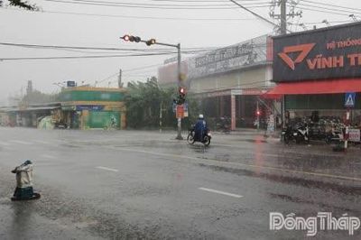 Đồng Tháp: Dự báo tiếp tục có mưa lớn trên diện rộng trong 24 - 48 giờ tới