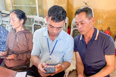 Không để người cao tuổi đứng ngoài dịch vụ công trực tuyến