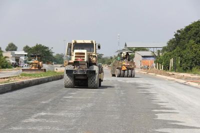 Đồng Tháp: Đường Nguyễn Văn Tre chậm tiến độ, lỡ hẹn ngày về đích