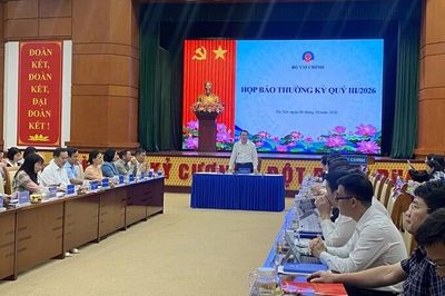 Thứ trưởng Bộ Tài chính: Báo cho Bộ biết nếu 6 tháng chưa xử lý mạo danh thành lập doanh nghiệp