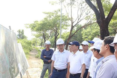 Chế độ, chính sách và các điều kiện bảo đảm hoạt động của đại biểu HĐND trong giai đoạn mới Bài cuối: Để HĐND có đủ điều kiện quyết sách đúng, giám sát trúng