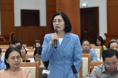 Quá 6 tháng chưa xử lý vụ mạo danh lập doanh nghiệp, Thứ trưởng Bộ Tài chính yêu cầu báo ngay về Bộ
