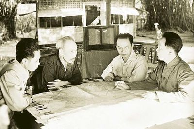 Đại tướng Võ Nguyên Giáp - Trọn cuộc đời vì nước, vì dân