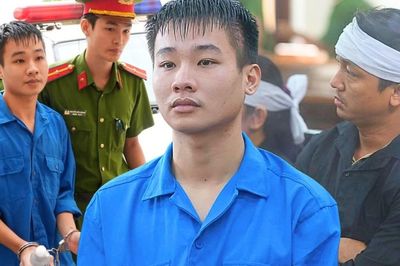 Kẻ sát hại 3 mẹ con ở Đồng Nai ra tòa, người chồng sống sót vắng mặt