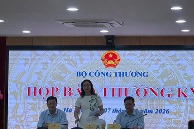 Doanh nghiệp tự quyết giá bán xăng dầu, thị trường sẽ cạnh tranh hơn