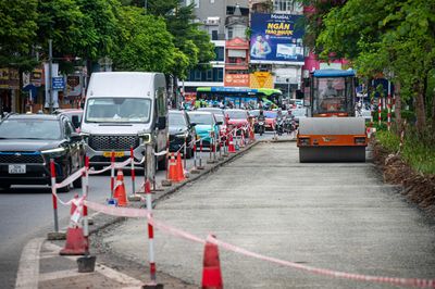 Xén dải phân cách, mở rộng đường Ô Chợ Dừa lên 6 làn xe