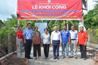 An Giang: Hỗ trợ hơn 450 triệu đồng cho người dân, học sinh xã An Cư