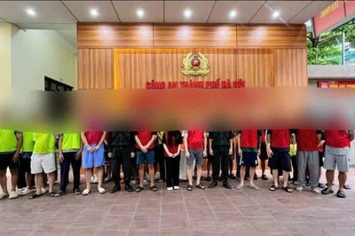 Triệt phá đường dây buôn bán hàng cấm, thiết bị y tế thu lợi hàng tỷ đồng