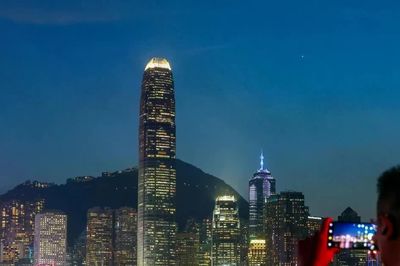 Hồng Kông dẫn đầu bảng xếp hạng tự do kinh tế, Thụy Sĩ vượt Singapore