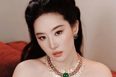Chuyện gì đang xảy ra với Lưu Diệc Phi