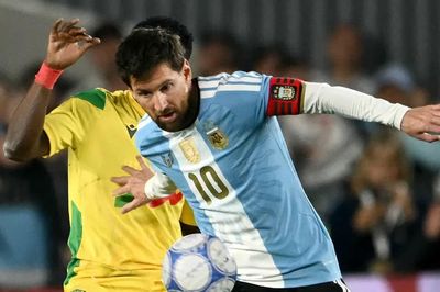 Messi tỏa sáng trong trận đấu chia tay, tuyển Argentina thắng dễ 3-0