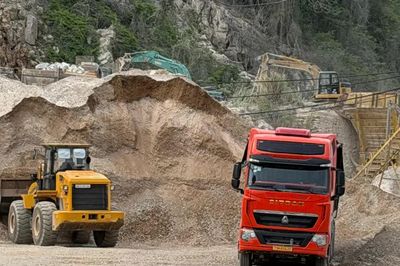Chủ tịch Quảng Trị chỉ đạo nâng công suất mỏ để đẩy nhanh giải ngân vốn đầu tư công