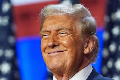 Câu hỏi khó về ông Trump