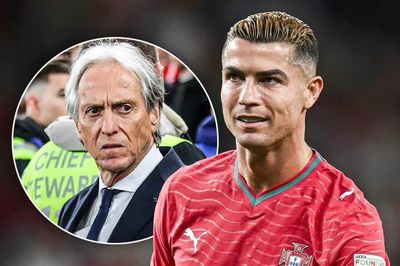 Ronaldo lên tiếng gây bão về mâu thuẫn với HLV Bồ Đào Nha