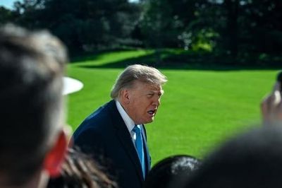 Ông Trump dự báo xung đột Ukraine sắp kết thúc, nói về đàm phán với Iran