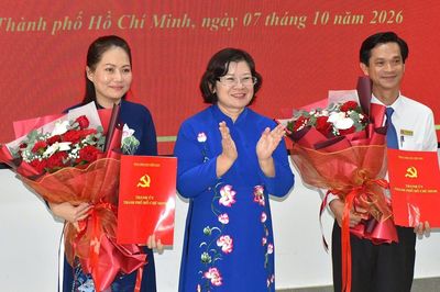 Bà Nguyễn Thị Nhật Hằng làm Giám đốc Học viện Cán bộ TPHCM