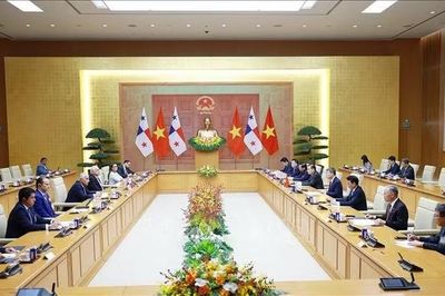 Thủ tướng Lê Minh Hưng hội kiến Tổng thống Cộng hòa Panama