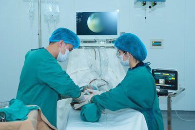 Người đàn ông nhập viện sau mũi tiêm tại phòng khám tư