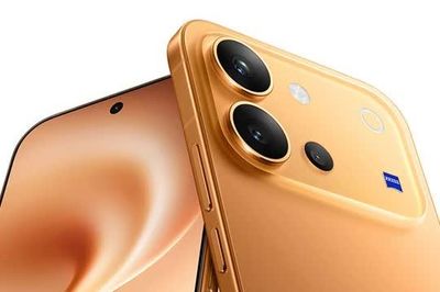 Smartphone chống nước, camera Zeiss, pin 7.200mAh, giá gần 17 triệu đồng