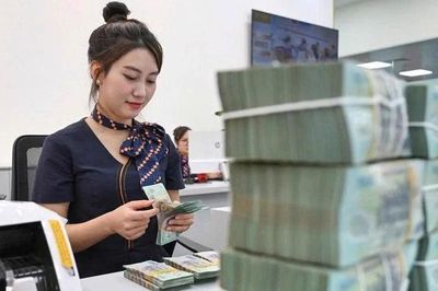 Tốc độ tăng lãi suất tiền gửi đang chậm lại, Ngân hàng Nhà nước giữ nhịp ổn định cuối năm