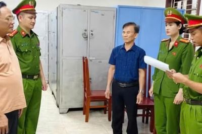 Cựu Phó Chủ tịch tỉnh Thanh Hóa bị đề nghị truy tố vì can thiệp trái pháp luật trong đấu giá đất