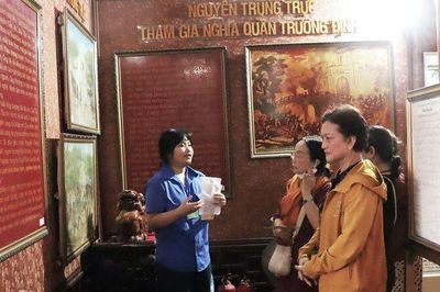 Bồi đắp niềm tự hào dân tộc cho thế hệ trẻ