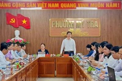 Đồng chí Huỳnh Minh Tuấn: Phường Mỹ Trà cần rà soát quy hoạch, tạo động lực phát triển mới