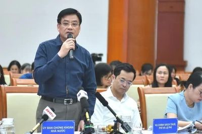 Chứng khoán có thể giao dịch xuyên trưa, nới biên độ