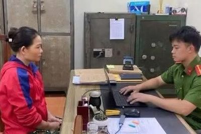 Người phụ nữ 47 tuổi bị khởi tố vì ép con trai người tình uống thuốc diệt chuột